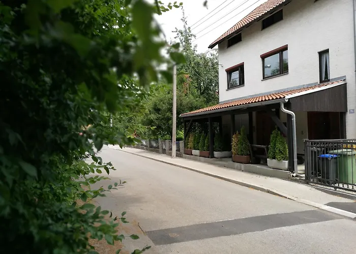 Dub Apartments Zagreb - Free Parking